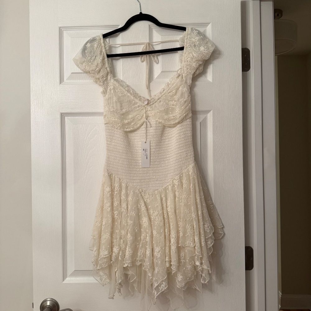 Love The Label Mae Mini Dress - Picture 2 of 6